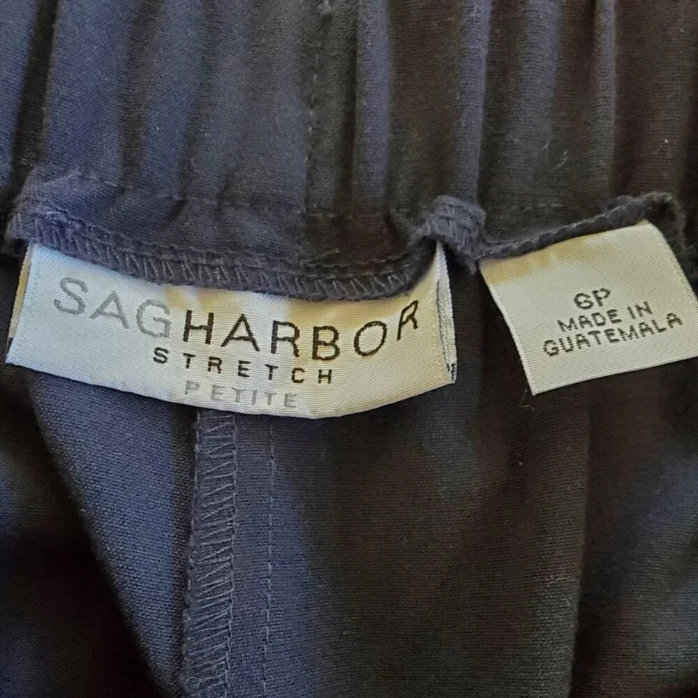SAG Harbor Black Petite Crop Pant. Size 6P - Picture 3 of 8